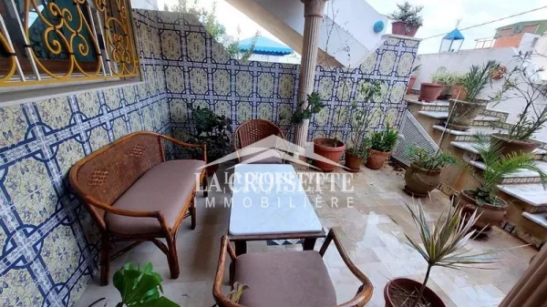 Möblierte S+3 Etagen-Villa mit Terrasse in Sidi Bou Saïd MEL0011
