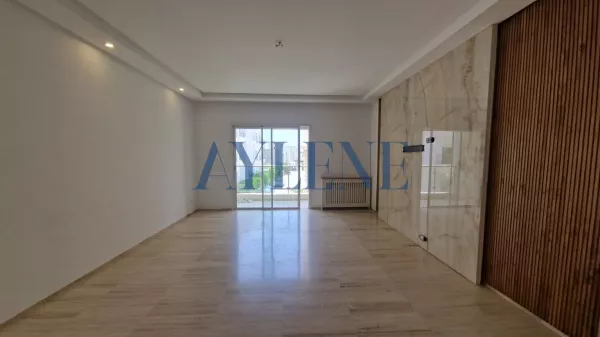 Idealer Wohnraum in Jardins de Carthage mit Suite