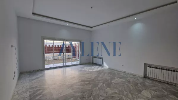 Charmantes S2-Apartment mit Suite in Jardins de Carthage und Garten