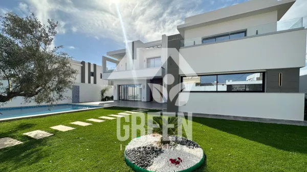 Luxus-Villa "VERSACE"