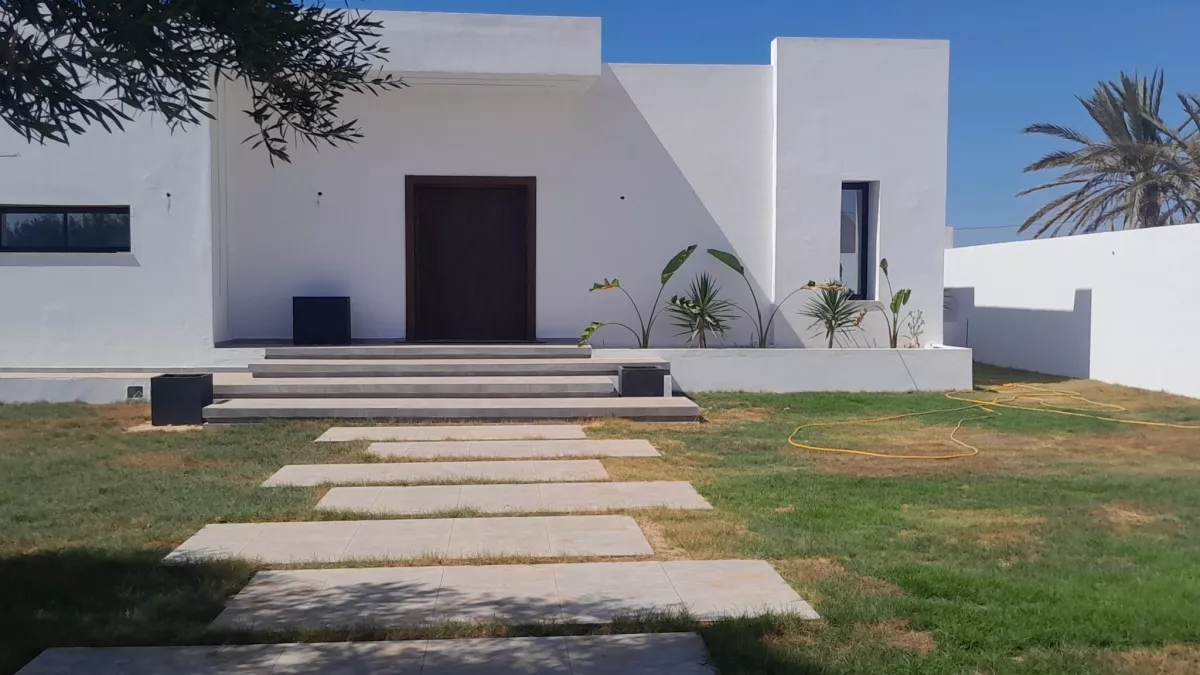 Luxus-Villa in Sedghiane, Djerba - Eine Einzigartige Gelegenheit, Im Sonnenschein Zu Leben