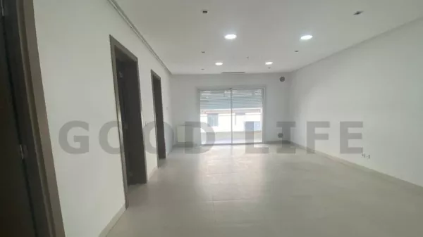 Geräumiger Büro-Raum in Jardins de Carthage