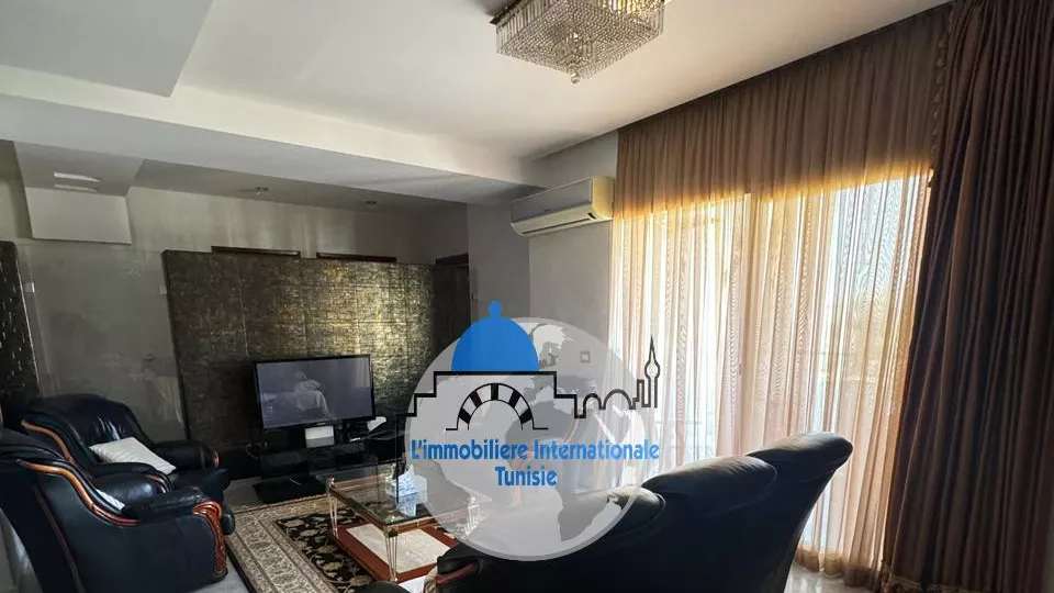 Traumhaus in Khzema Est, Sousse: Eine Geräumige S+4-Wohnung