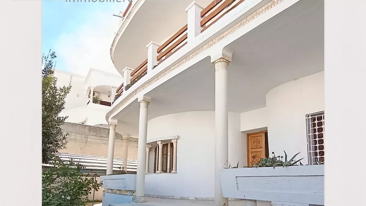 Geräumige R+2 Villa in Radès Meliane 1