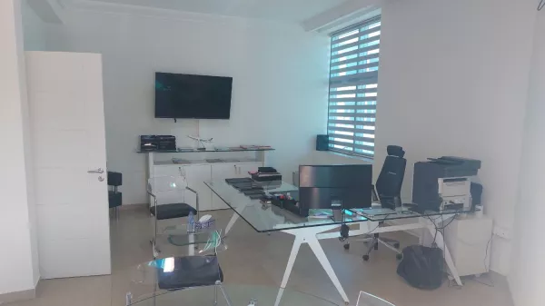 Exklusives Büro in Fouchana - El Mghira Industriegebiet zur Miete