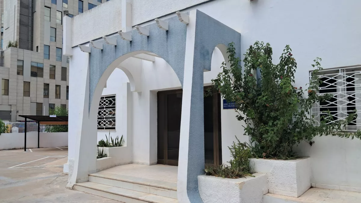 Privates Möbliertes Büro im Herzen von Tunis: Der Ideale Ort für Freelancer und Startups