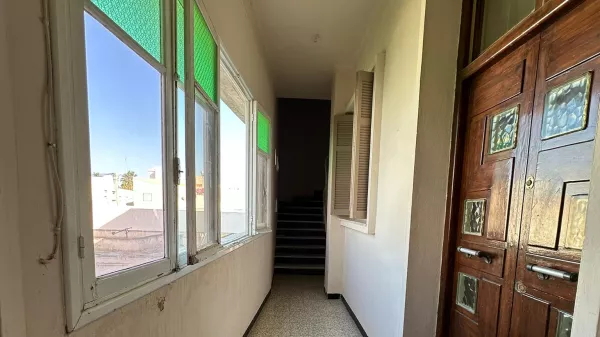 Luxus-Villa an der Tunis-Straße