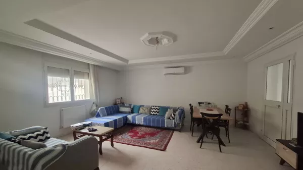 Atemberaubendes 3-Etagen-Haus zum Verkauf in Mourouj 6, Nähe Be Smart School