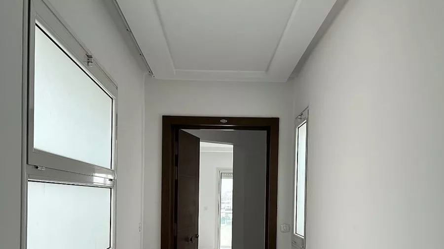 Luxuriöse S+2 Wohnung zum Verkauf in Ariana