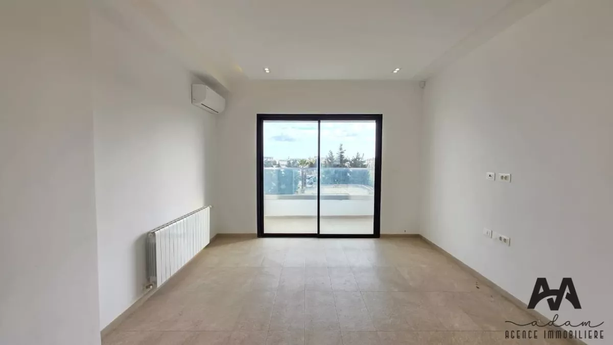 Geräumige Villa-Etage S+3 zur Miete in AFH2, 2. Etage - Nabeul