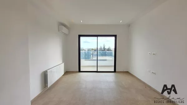 Geräumige Villa-Etage S+3 zur Miete in AFH2, 2. Etage - Nabeul