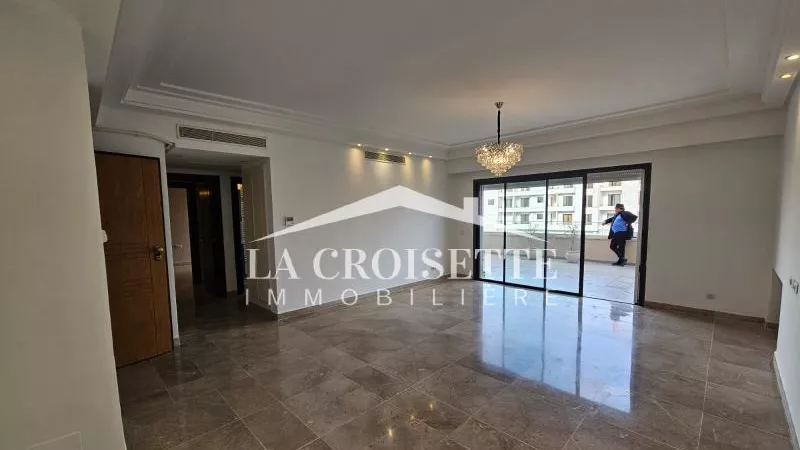 Elegantes S3-Apartment in Ain Zaghouan Nord MAL1054: Ein Refugium der Komfort und Sicherheit