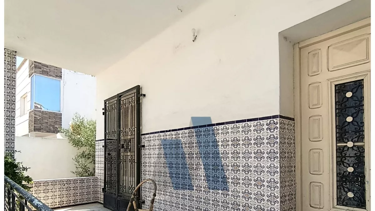 Einzigartige Renovierungs-Chance: S+3 Villa in Ben Arous