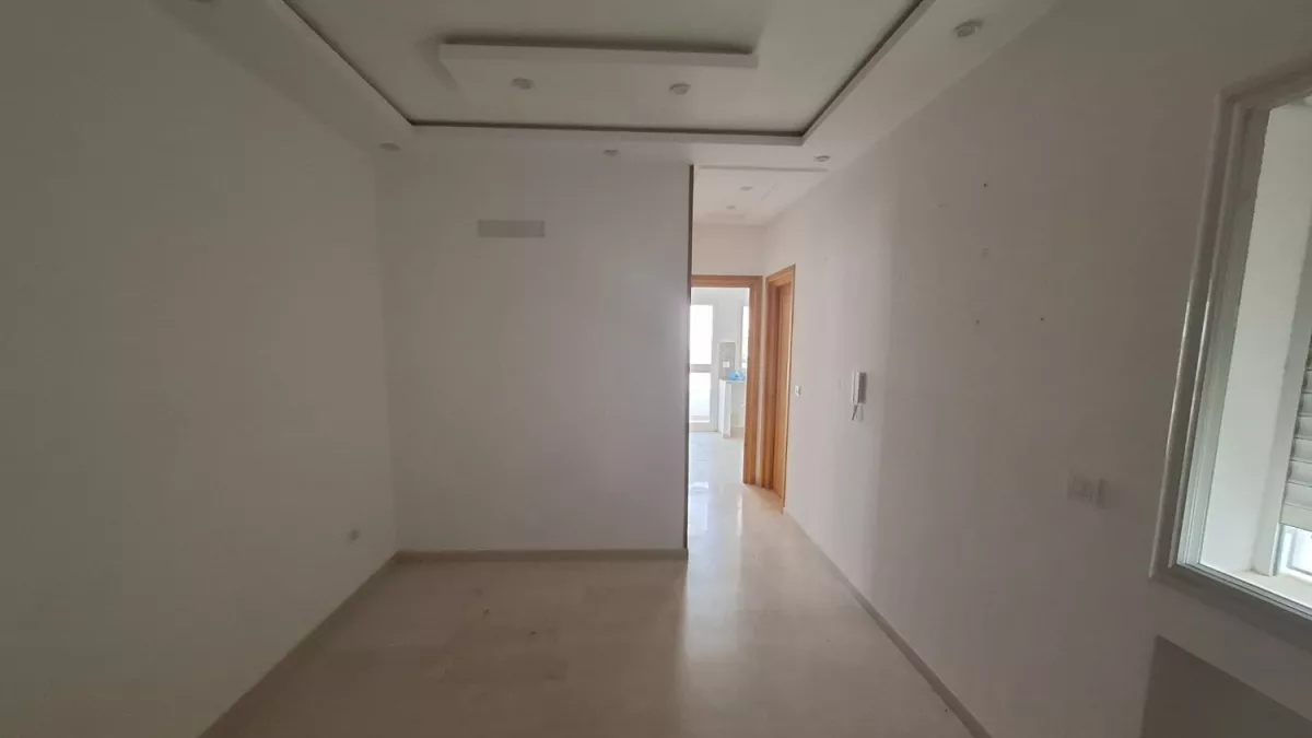 Luxus-S+1-Apartement zur Miete in Mourouj 6 – 2. Etage, Privatkomplex, Nähe Agil-Kiosk