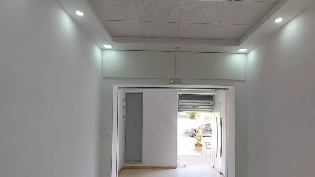 Gewerbeimmobilie zum Verkauf in Mourouj 5, Ben Arous