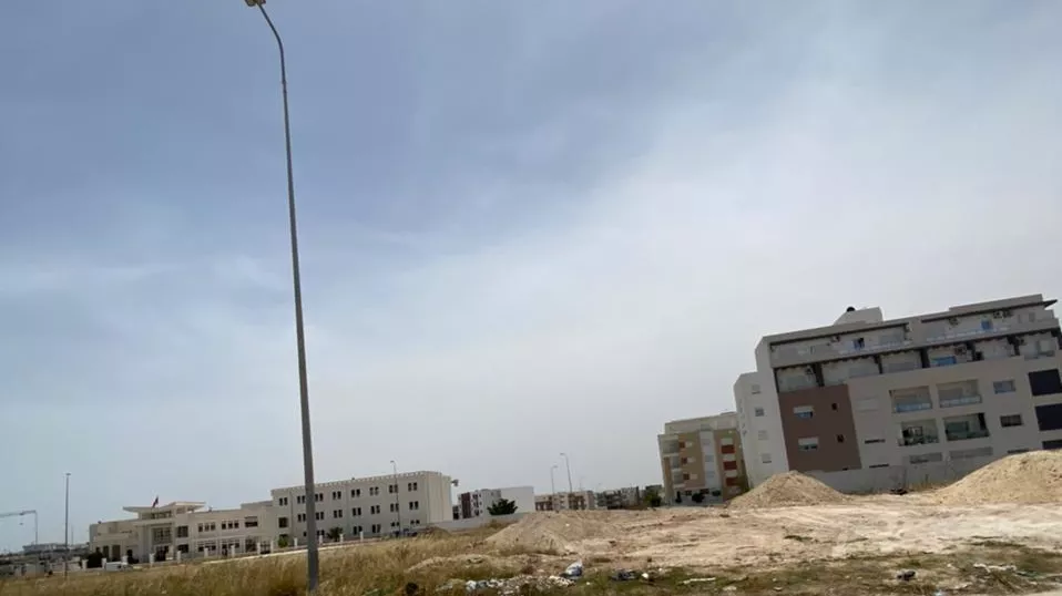 Außergewöhnliches Grundstück in Sahloul 4 zum Verkauf