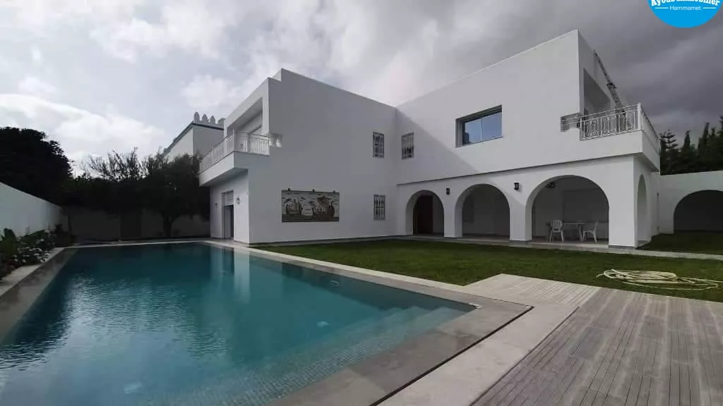 Villa di Lusso CLS: La Tua Ritirata dei Sogni a Hammamet