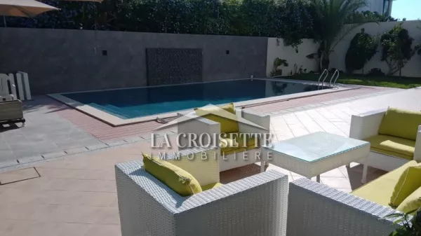 Luxury Villa S+4 with Pool at Lac 2