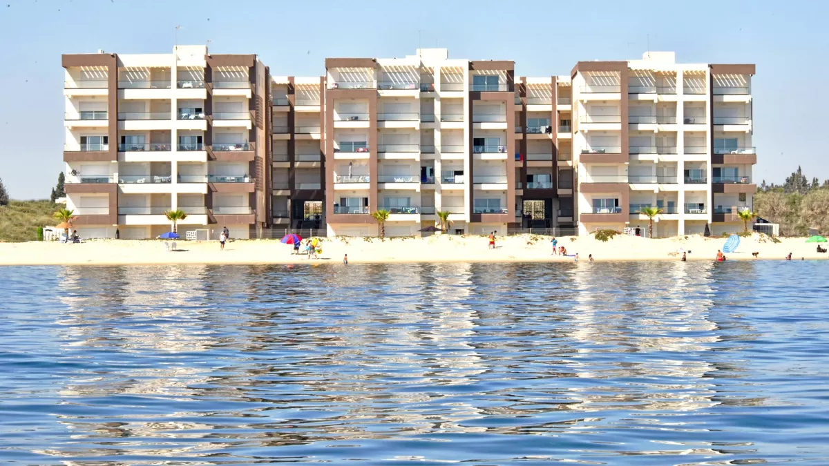 Traumhafte Wasserfront-Wohnung (2+1) zum Verkauf in Chott Mariem, Sousse - Ein Paradies der Ruhe