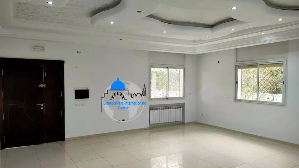 Discover the Ground Floor of a Luxury Villa in Sousse!