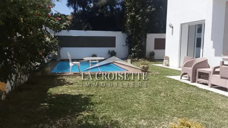 Luxus-Villa mit 2 separaten Ebenen in La Soukra: Eine Legende des Komforts und der Eleganz