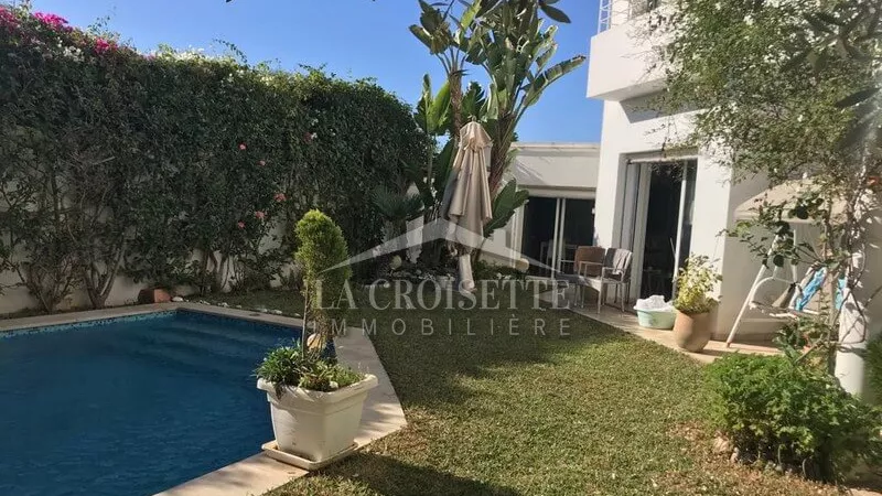 Luxus-Villa zur Miete in Ain Zaghouan Nord: Ein Refugium der Ruhe und Eleganz