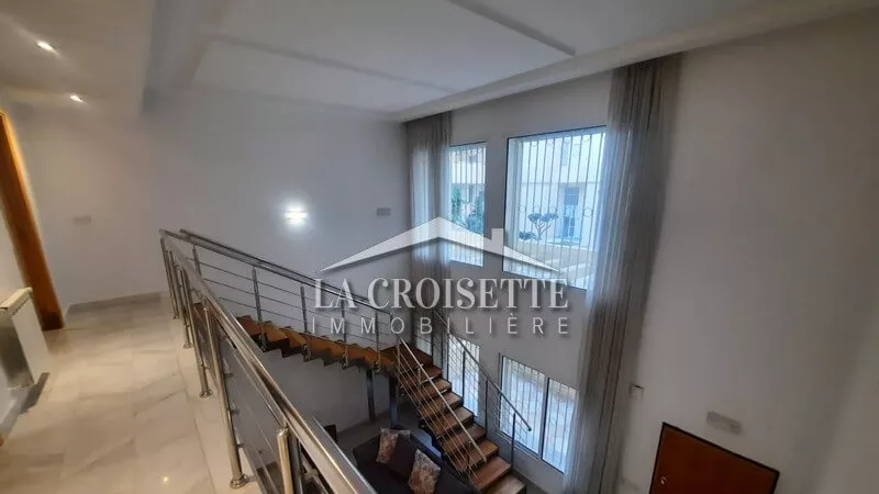 Möbliertes S+2 Duplext in Lac 2: Ein Refugium der Behaglichkeit und Modernität in Tunis