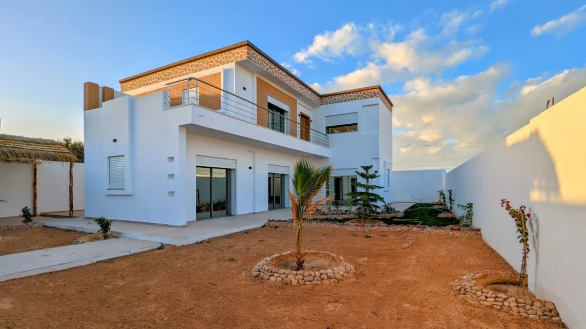 Villa GREEK - Djerba: Ihre Traumoase zum Greifen nah!