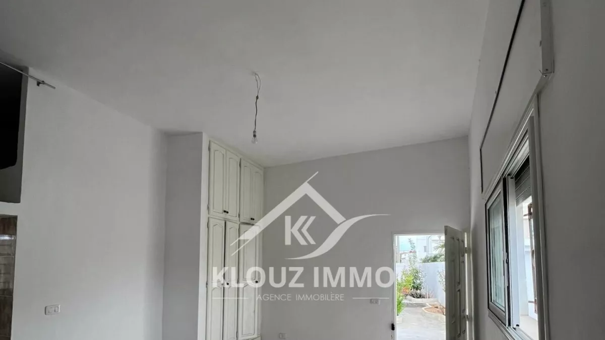 Monolocale a Sidi Salem, Bizerte: Il Tuo Nuovo Rifugio di Pace!