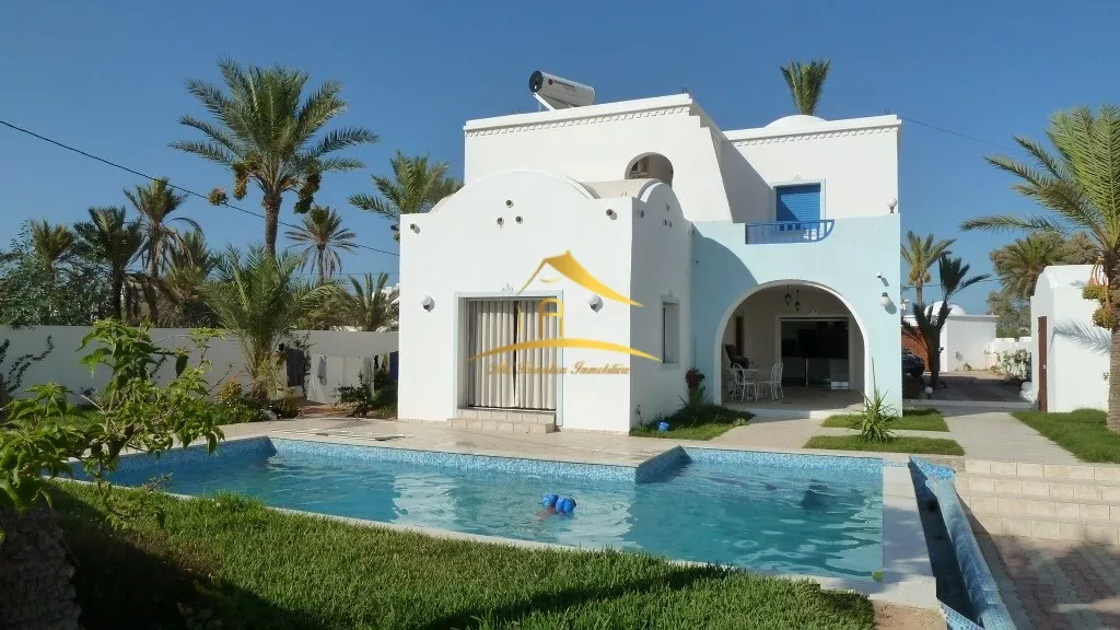 Luxus-Villa mit Pool in Djerba - Das Ultimative Oase-Erlebnis