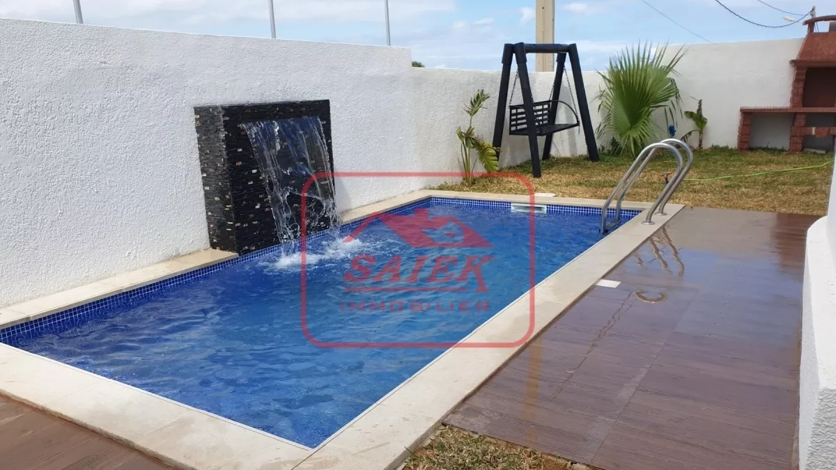 Luxuriöse Möblierte Wohnung mit Pool in Bizerte