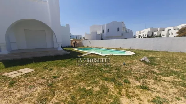 Luxury Villa with Pool in Gammarth