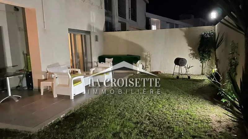 Appartamento S+2 con Giardino a Gammarth: Un'Oasi di Pace e Comfort