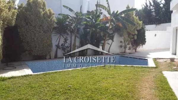 Luxury Villa S+4 with Pool in Gammarth