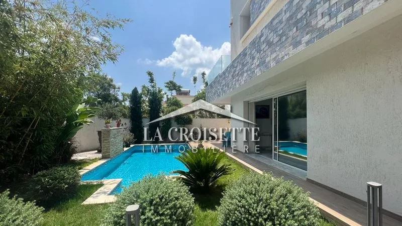 Luxus-Villa mit Pool in La Marsa, Tunis: Ein Paradies der Eleganz
