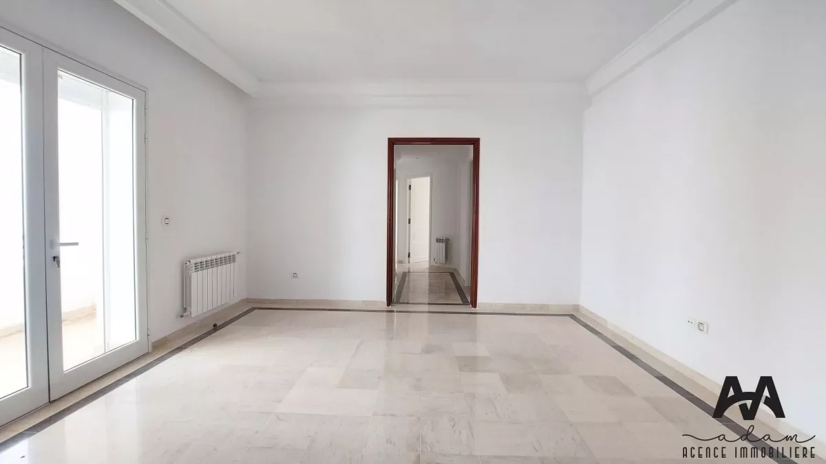 Appartamento di Lusso S+2 in Vendita a Mrezga, Hammamet Nord: Un Rifugio di Pace a Due Passi dal Mare