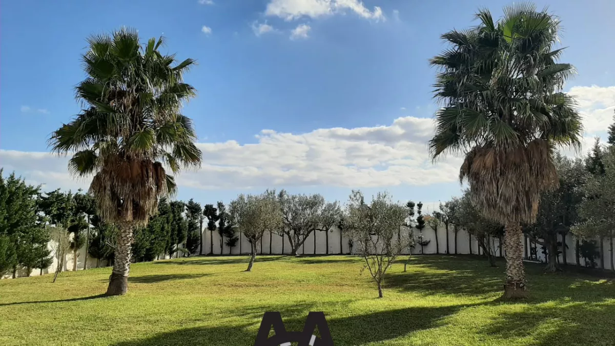 Ihre Serene Oase: Eine Atemberaubende S+3 Villa in Sidi Mahersi, Nabeul