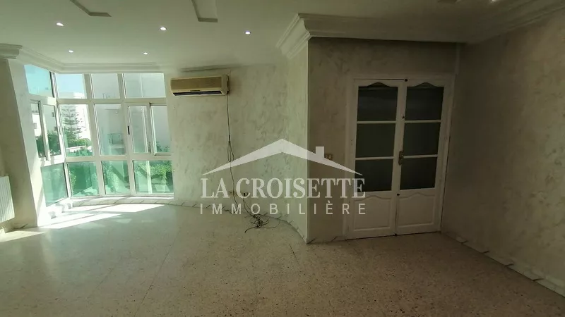 Geräumige Villen-Etage zur Miete in L'Aouina, Tunis - Monatliche Miete von 1600 TND
