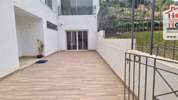 Villa al Piano Terra a La Marsa Cube: Il Tuo Nuovo Rifugio di Pace