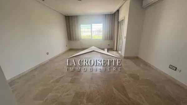 Luxury Apartment S+4 with Servant Quarter at Berges du Lac 2, Tunis