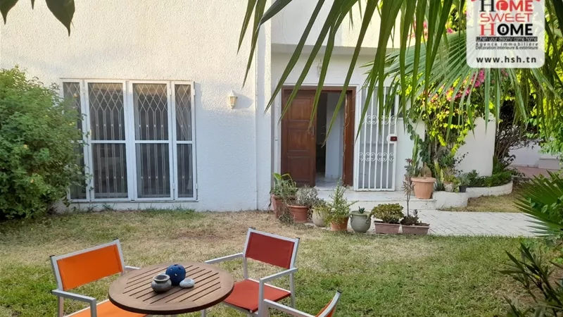 Villa Marie Elisabeth a Cité des Pins, La Marsa: Un Rifugio di Pace Residenziale