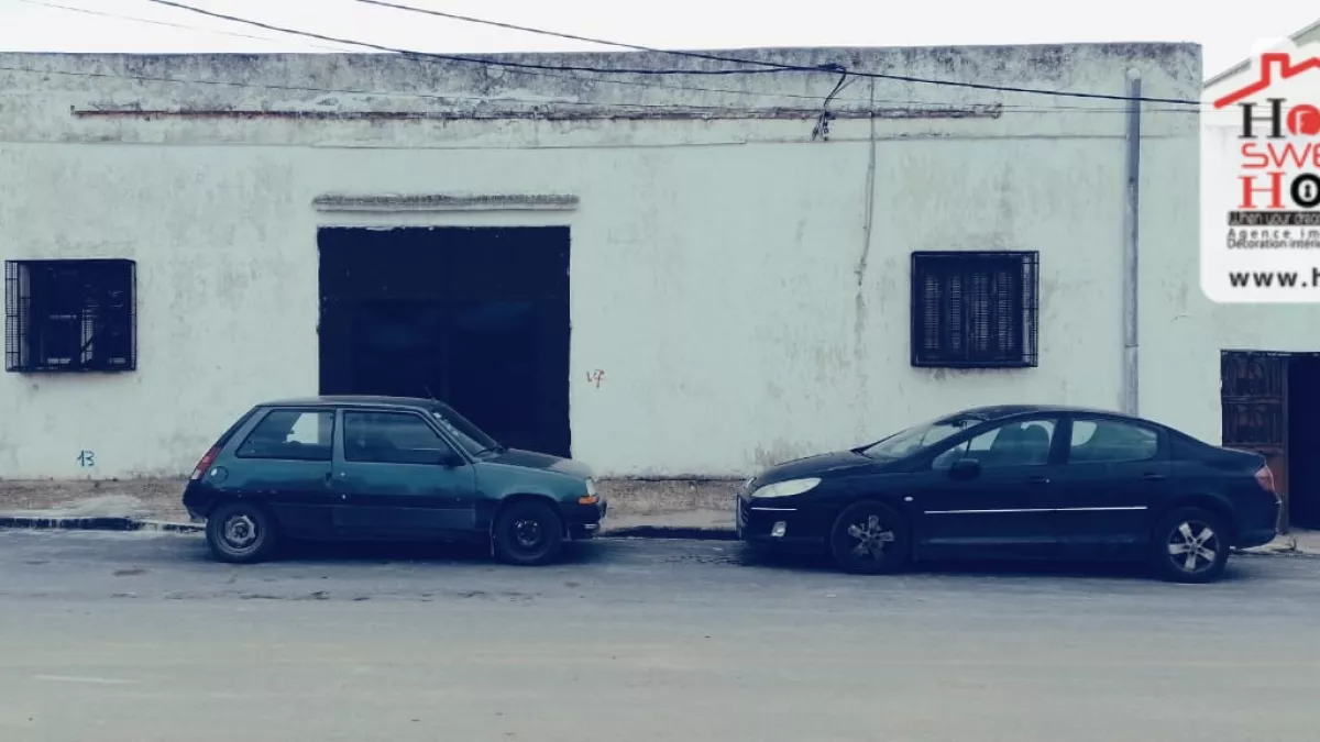 Aylan Warehouse in Mnihla: Your Ideal Space for Storage and Industrial Activities!