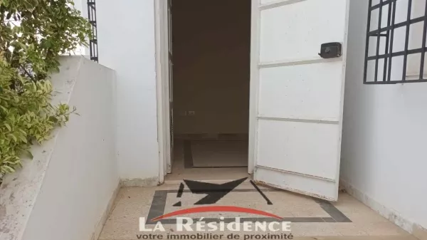 Charming Ground Floor Apartment in Bhira, Bizerte - 200,000 TND