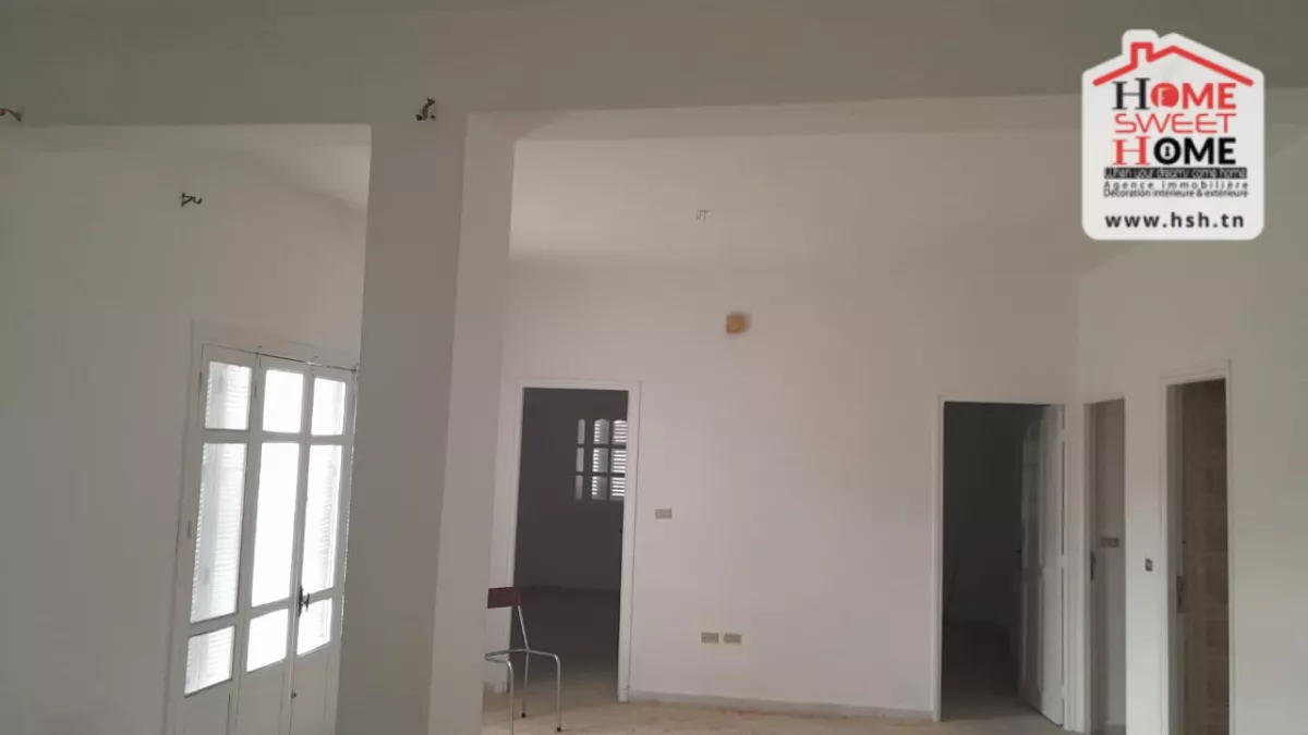 Spacious Villa Floor in EL Manzah 7 - Ariana