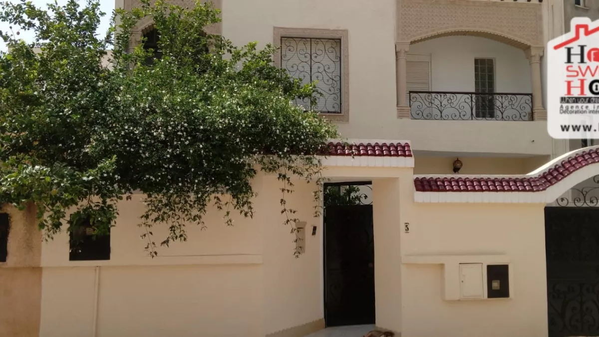 Villa di Lusso in Vendita a Mnihla: Il Vostro Ritiro dei Sogni!