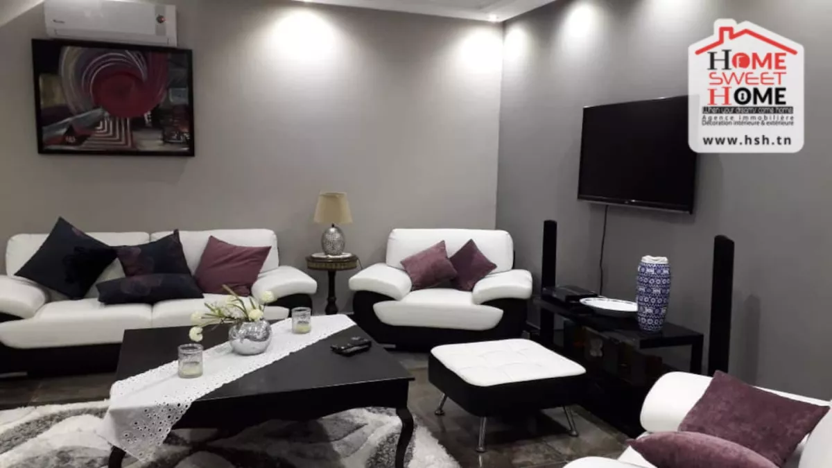 Ihr Neues Refugium: 2. Etage der Villa Carl in La Marsa Ennassim