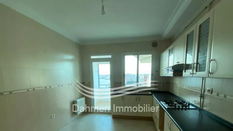 Charming S+3 Apartment in Hammam Sousse: Ideal for Annual Rental