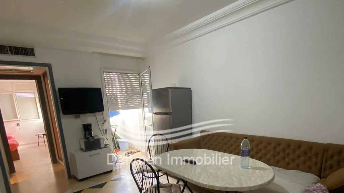 Charmantes S+1 Apartment in Hammam Sousse: Ihr Oase der Nähe!