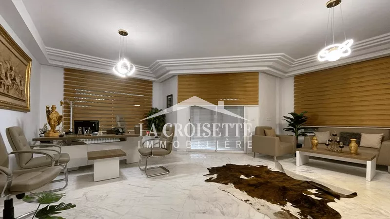 Luxurious S+4 Apartment in Berges du Lac: Your New Haven of Peace