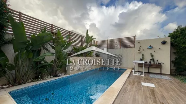 Luxury Villa with Pool in La Soukra